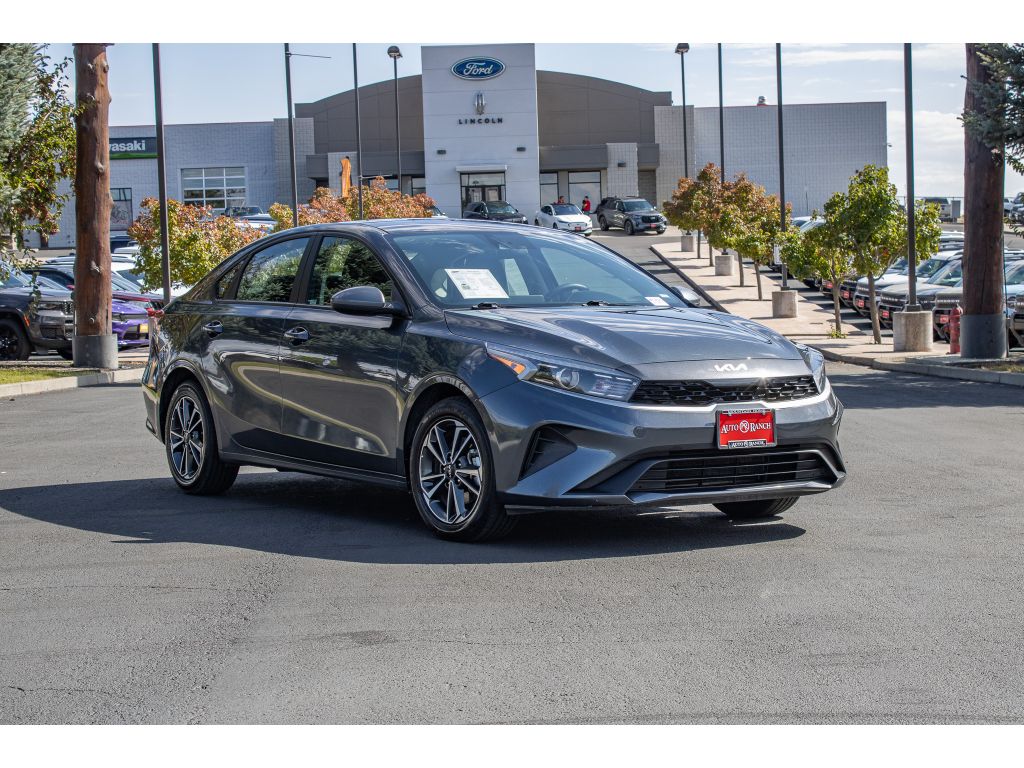 Used 2023 Kia Forte LXS with VIN 3KPF24AD8PE566325 for sale in Mountain Home, ID