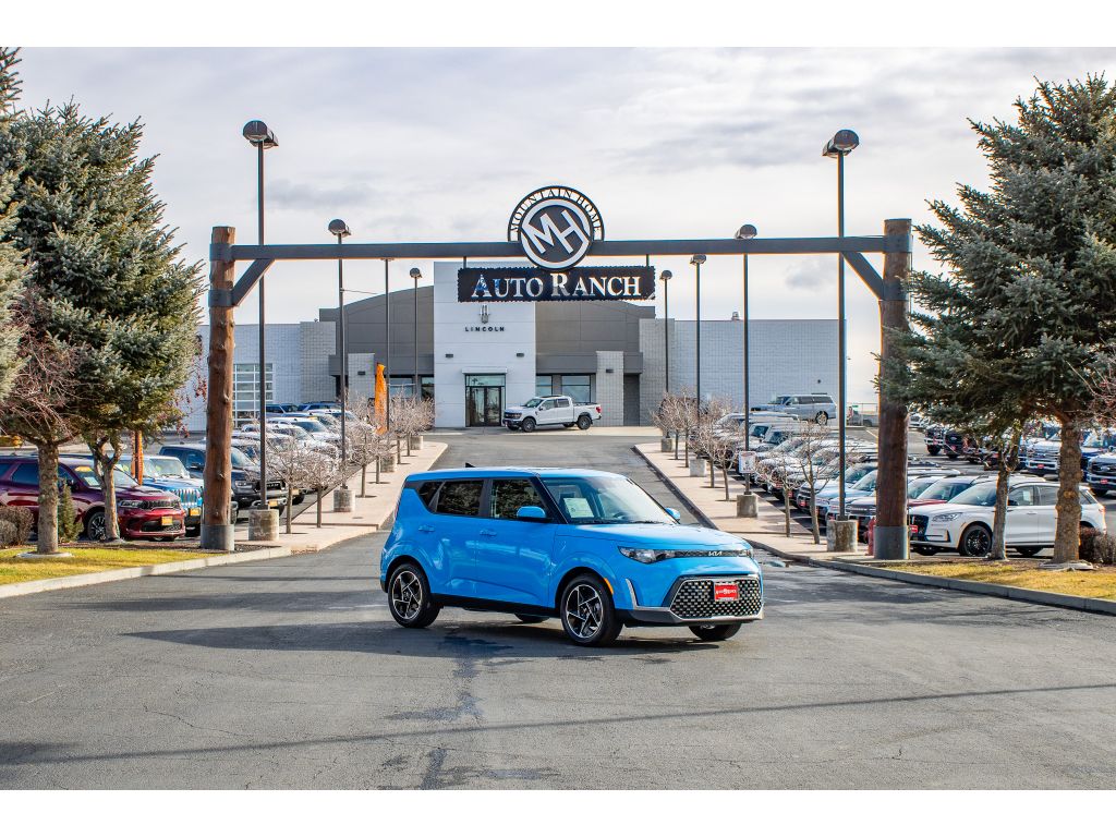 2023 Kia Soul EX's photo