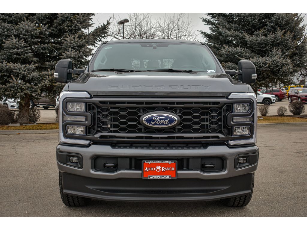 2025 Ford F-250 XL photo 2