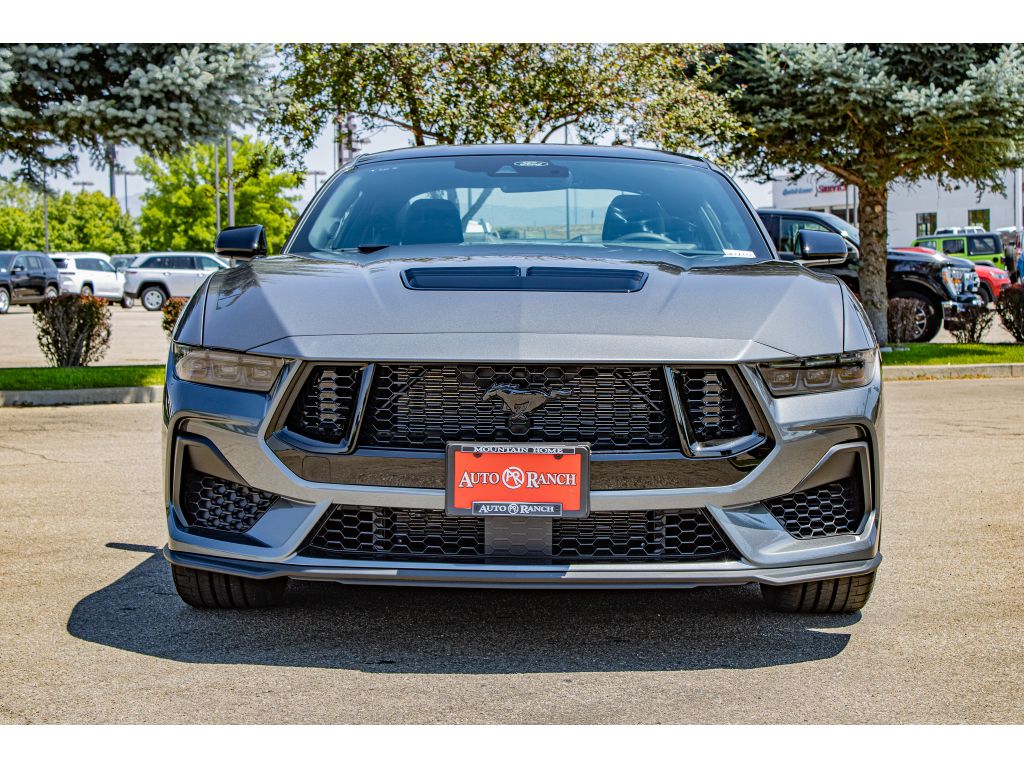 2025 Ford Mustang GT Premium photo 3
