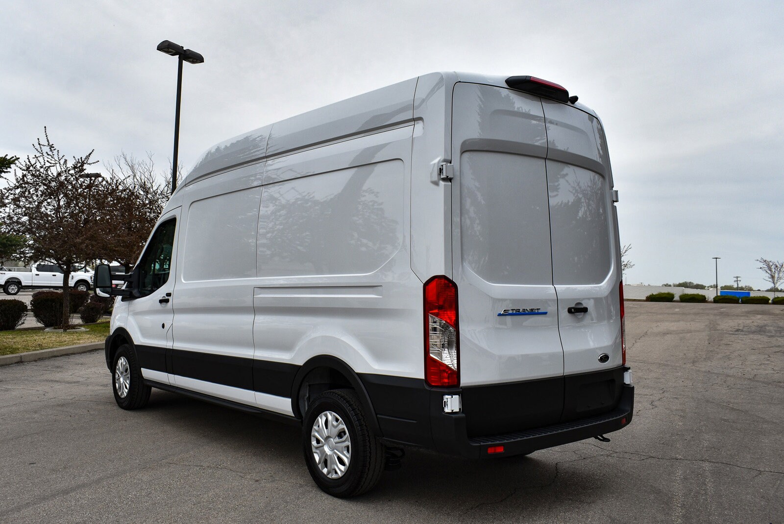 2023 Ford Transit photo 4