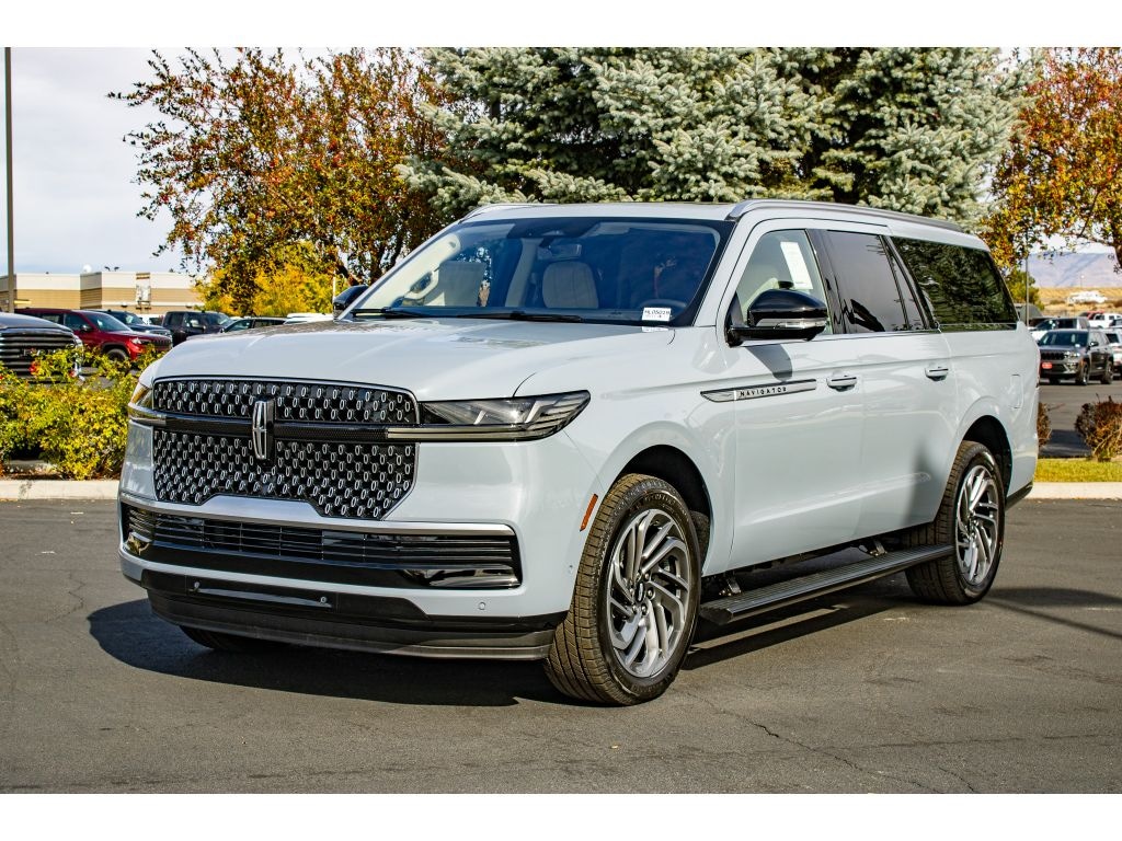 New 2025 Lincoln Navigator L Reserve SUV