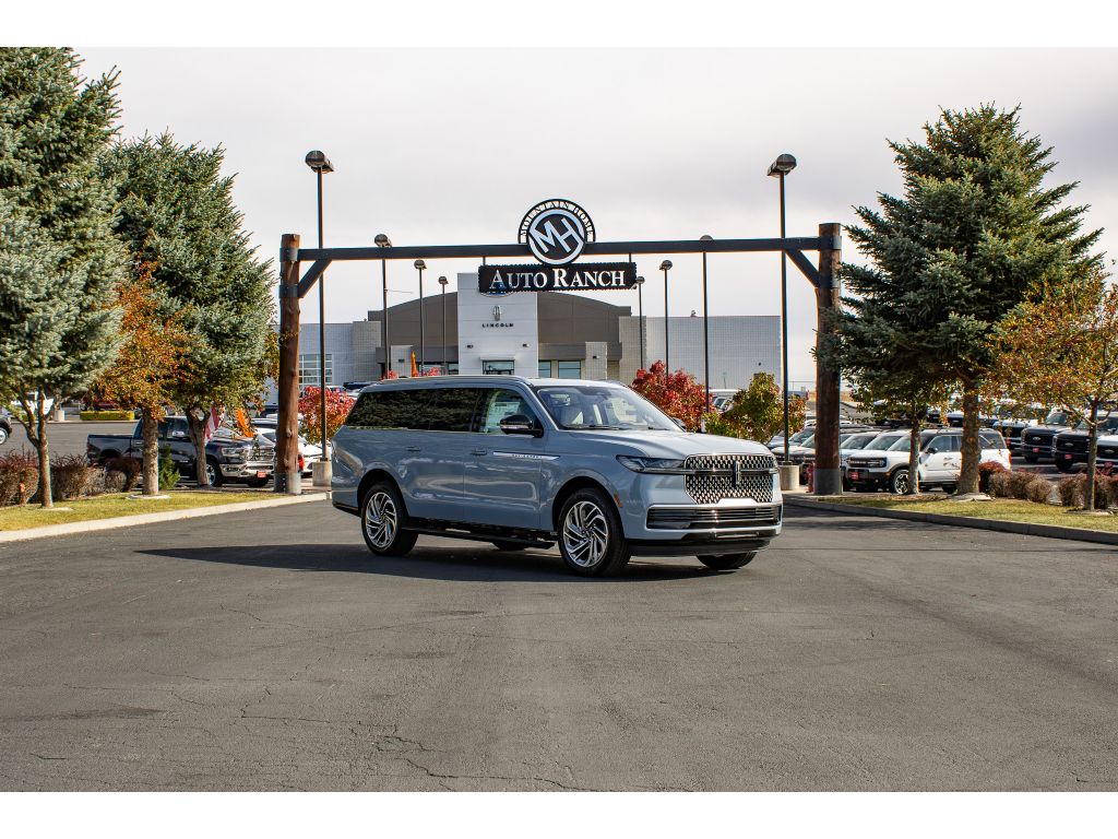 2025 Lincoln Navigator Reserve L's photo