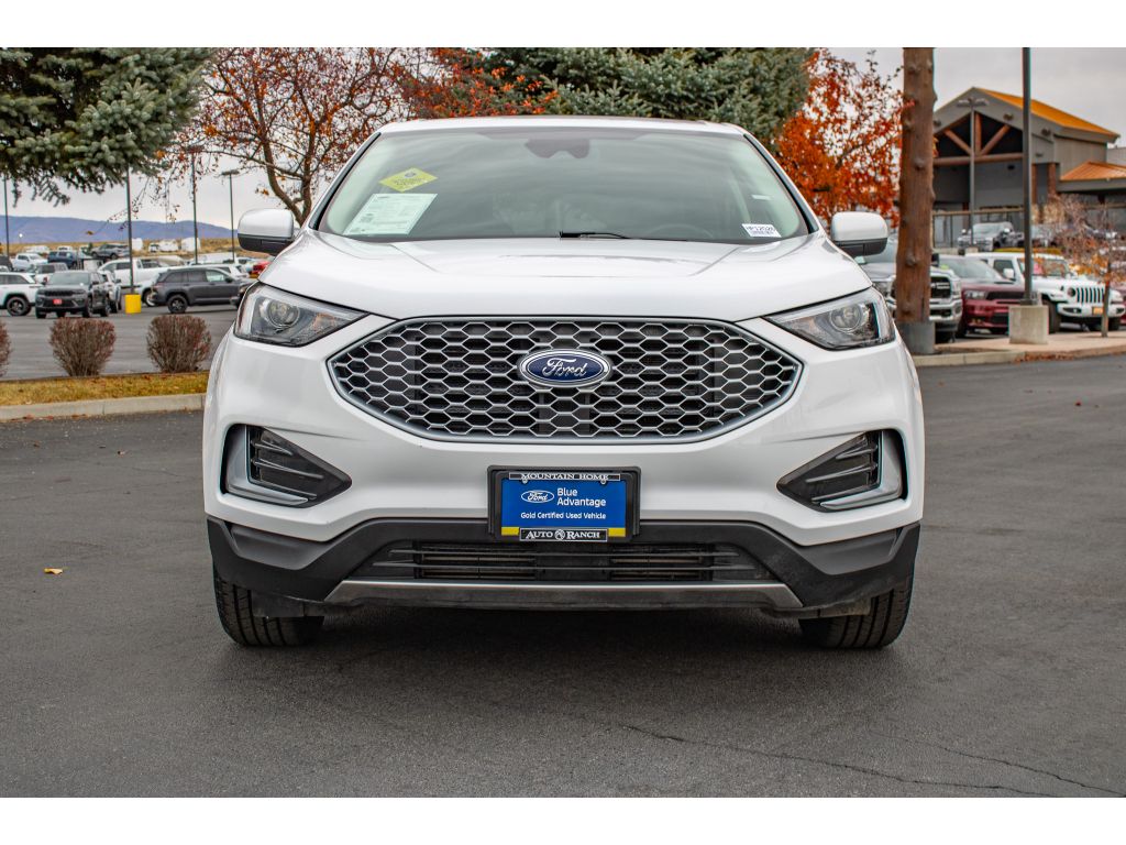2023 Ford Edge SEL photo 3