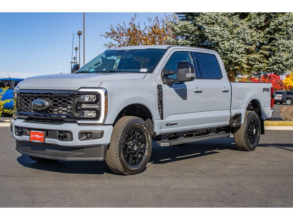 New 2026 Ford F-250 Lariat Crew Cab