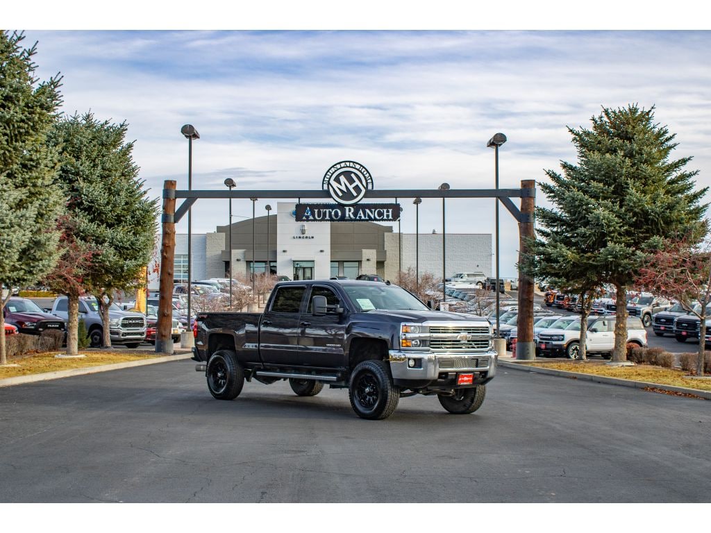 Used 2015 Chevrolet Silverado LT Crew Cab