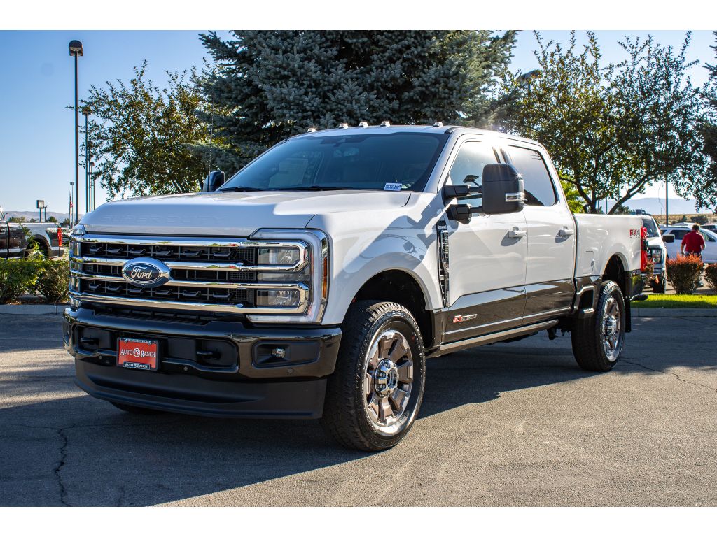 2025 Ford F-350 King Ranch photo 4