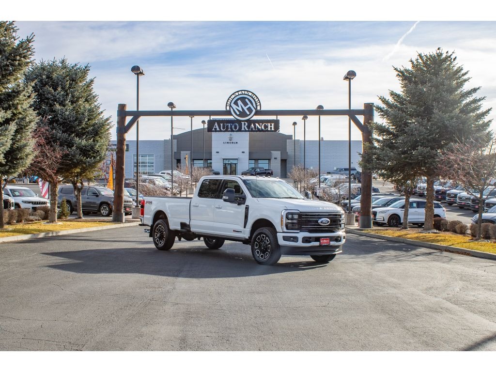 New 2026 Ford F-350 Platinum Crew Cab