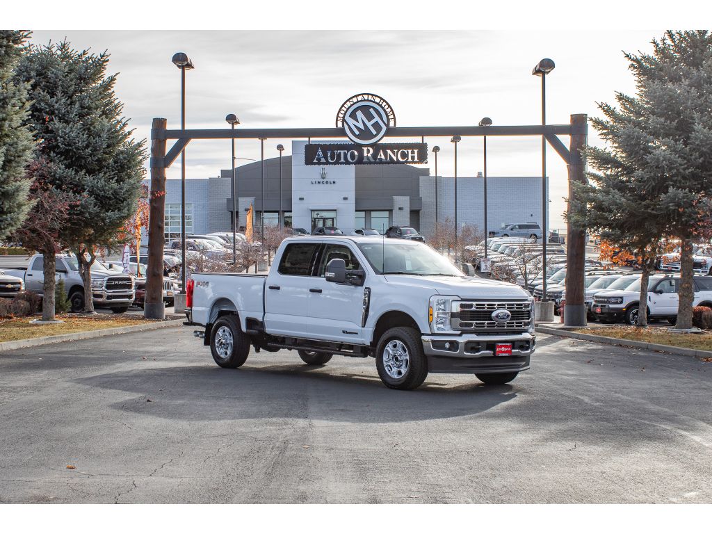 2026 Ford F-350 Super Duty XLT's photo