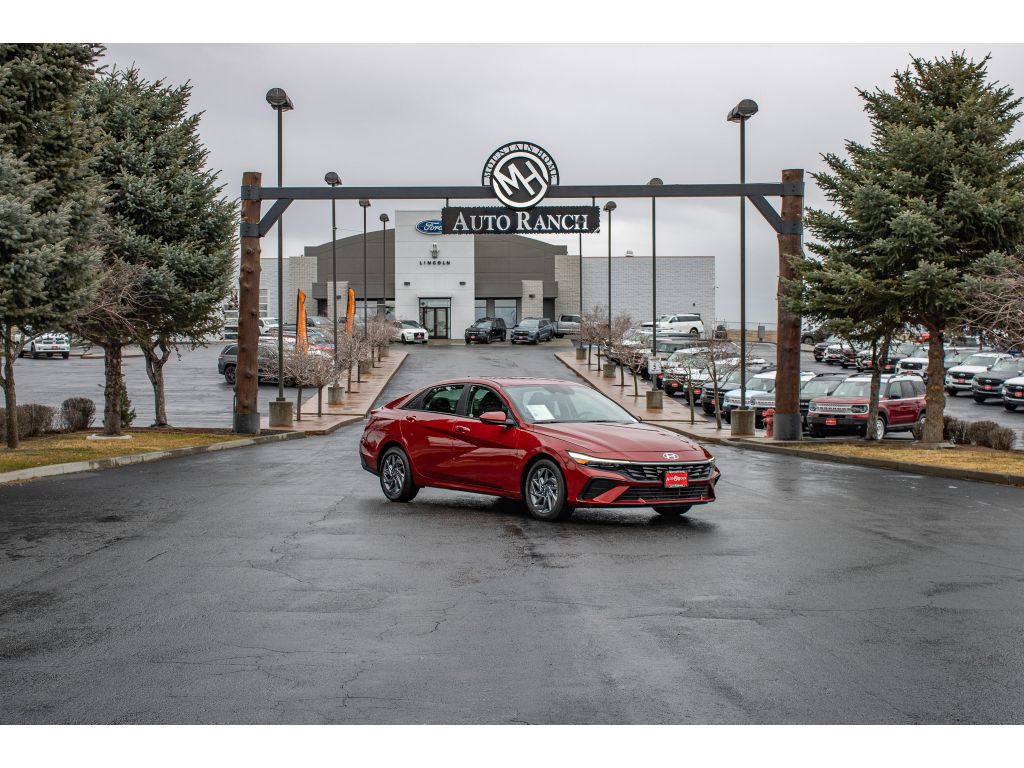 2024 Hyundai Elantra SEL