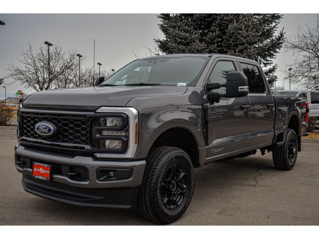 2025 Ford F-250 XL photo 3