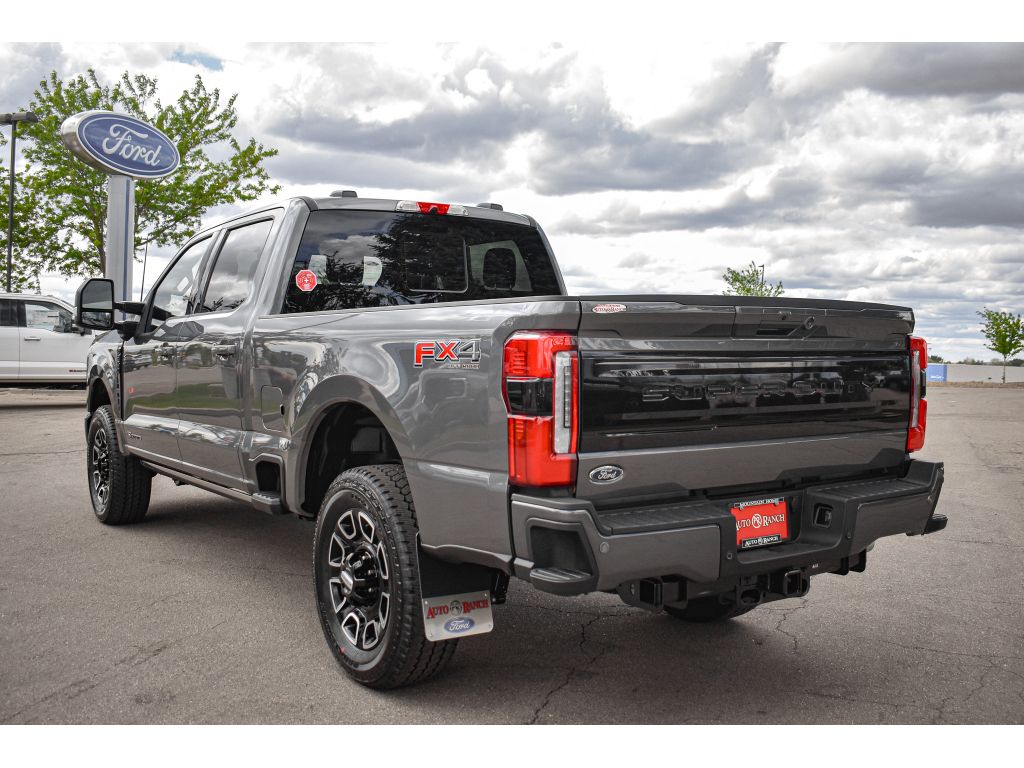 2025 Ford F-250 Platinum photo 3