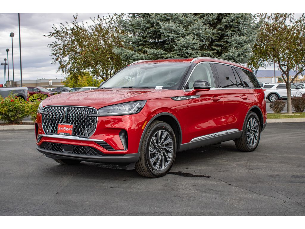2025 Lincoln Aviator Premiere photo 2