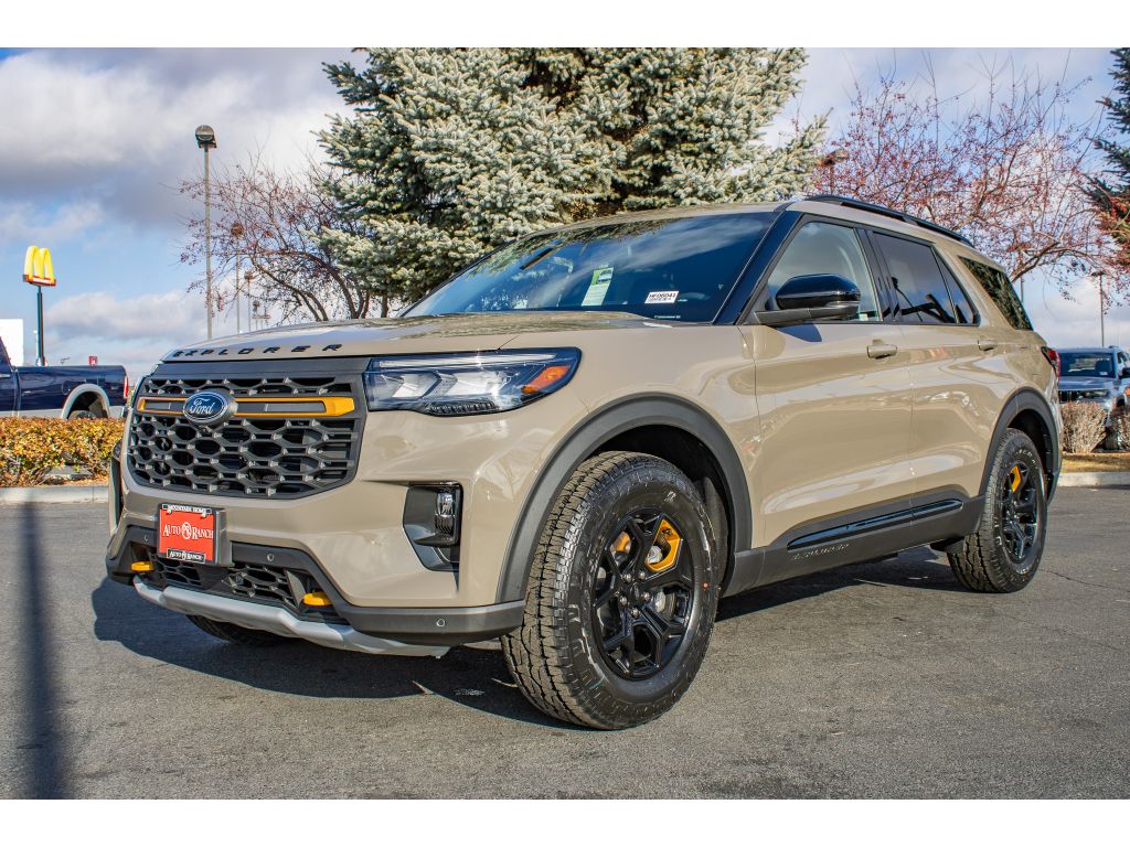 2025 Ford Expedition photo 2