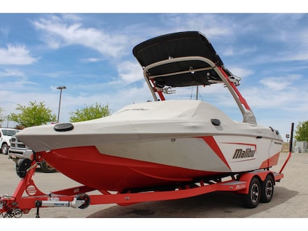2018 Malibu Wakesetter 23 LSV 23 LSV
