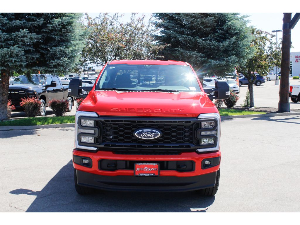 2025 Ford F-250 XL photo 2