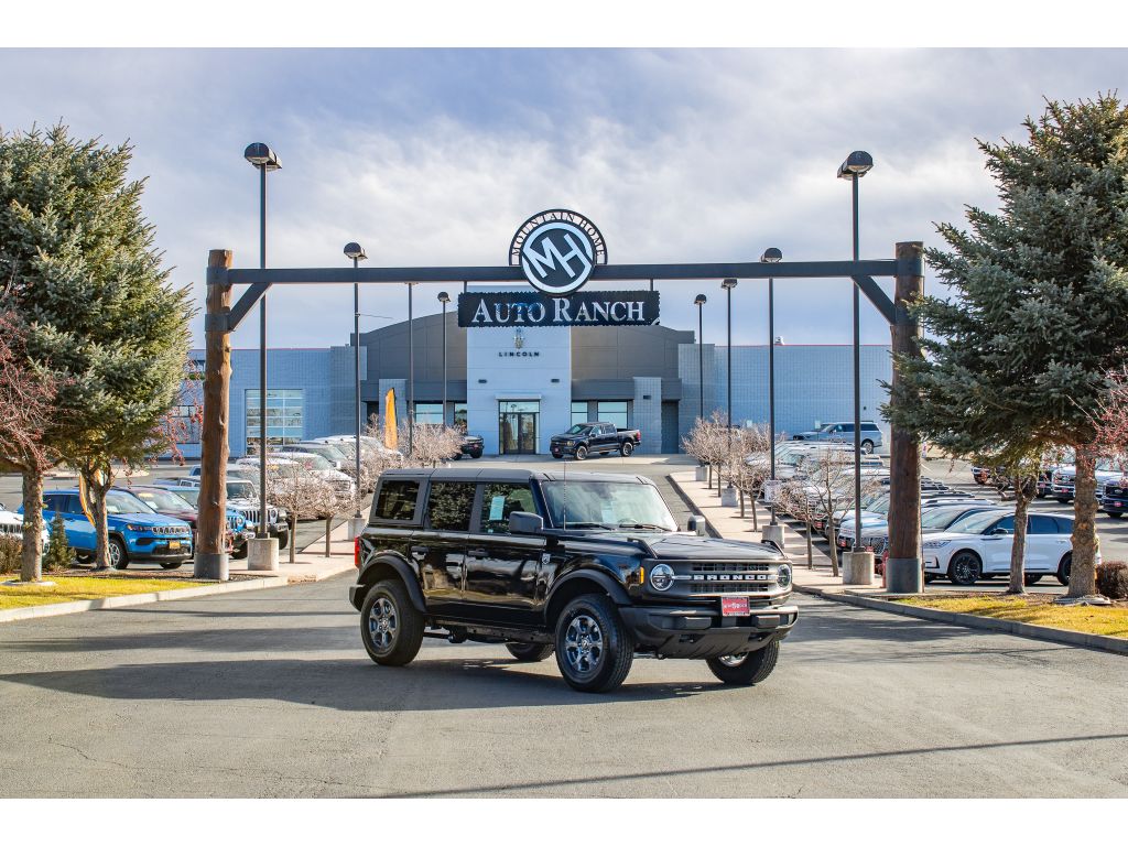 2025 Ford Bronco 4-Door Big Bend's photo