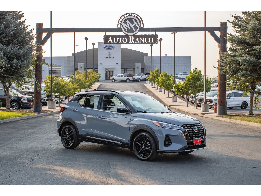 2024 Nissan Kicks