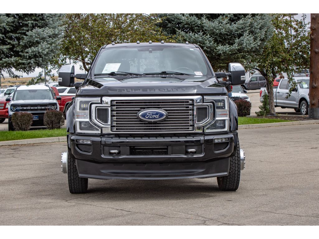 2022 Ford F-450 Platinum photo 3