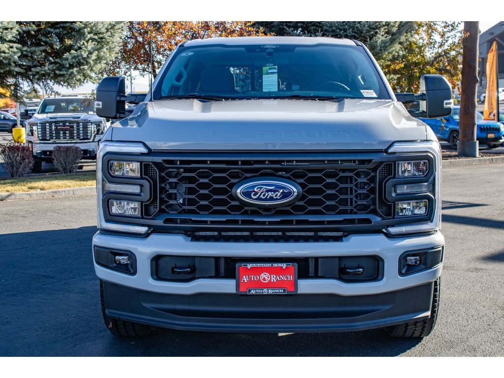 New 2026 Ford F-350 XL Crew Cab