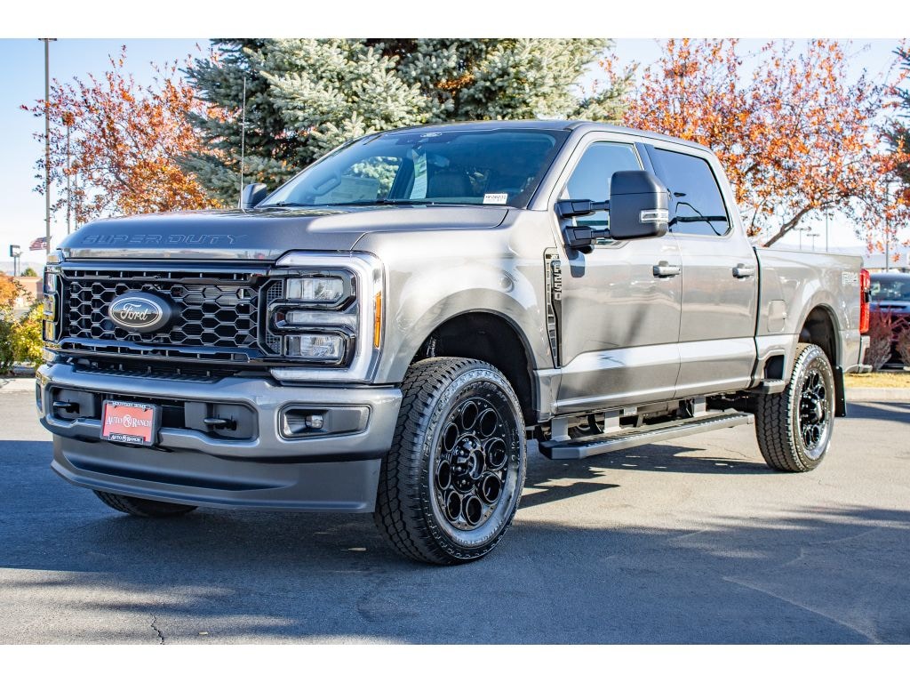 New 2026 Ford F-250 XLT Crew Cab