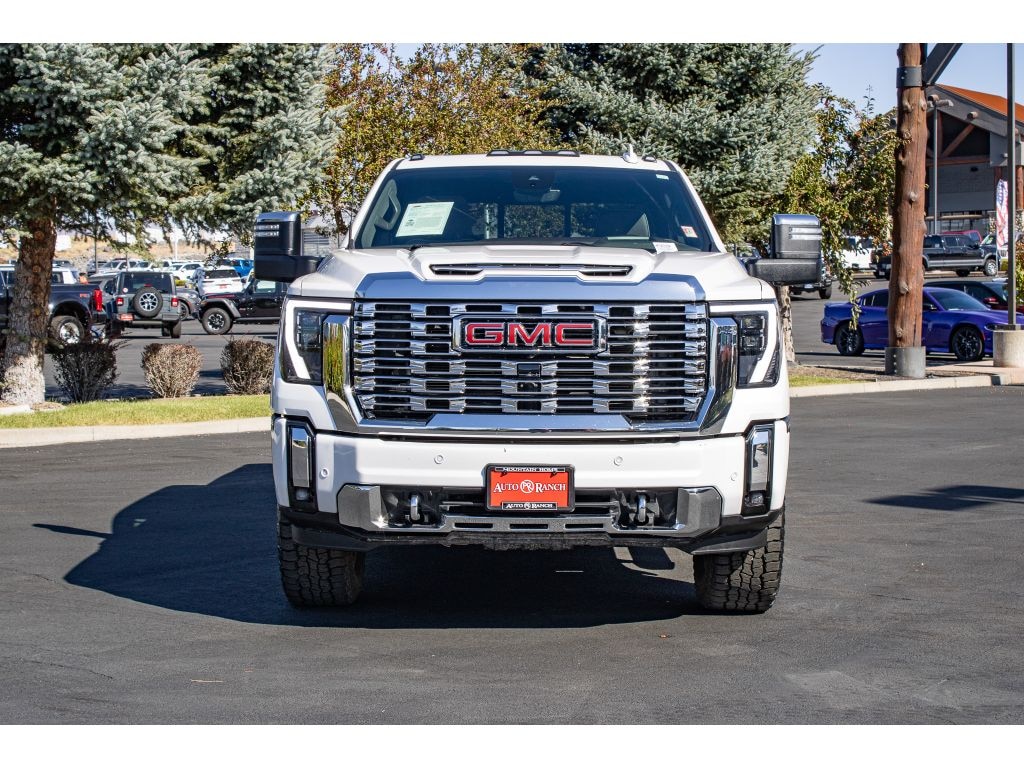Used 2024 GMC Sierra Denali Crew Cab