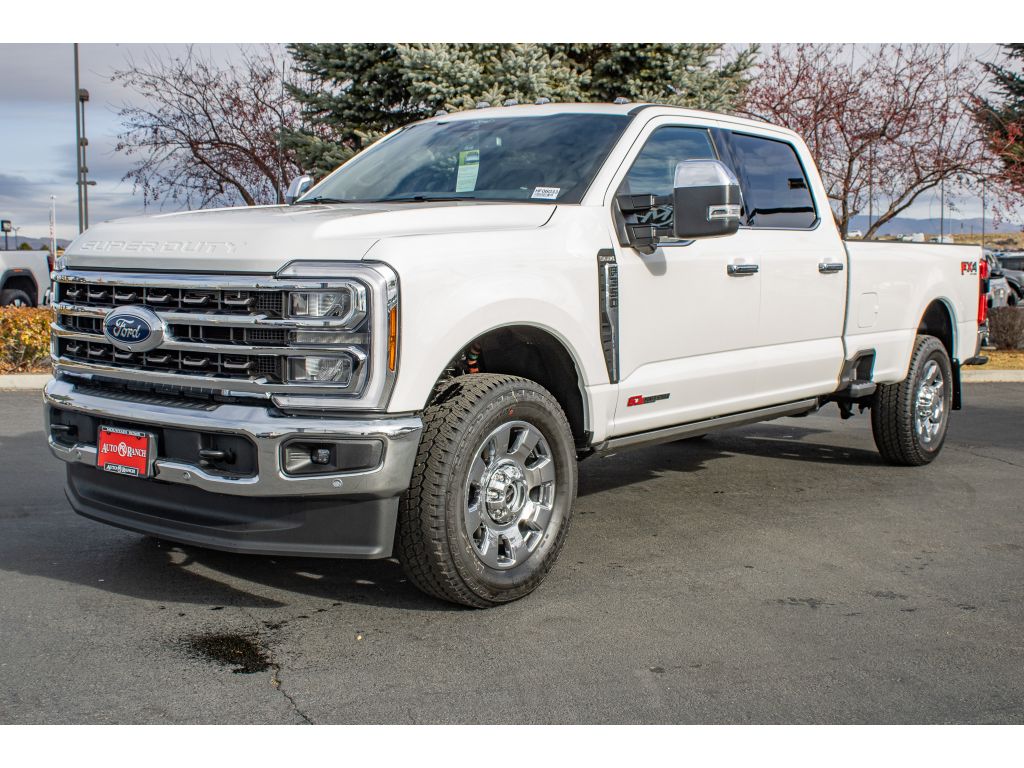 2026 Ford F-350 King Ranch photo 3