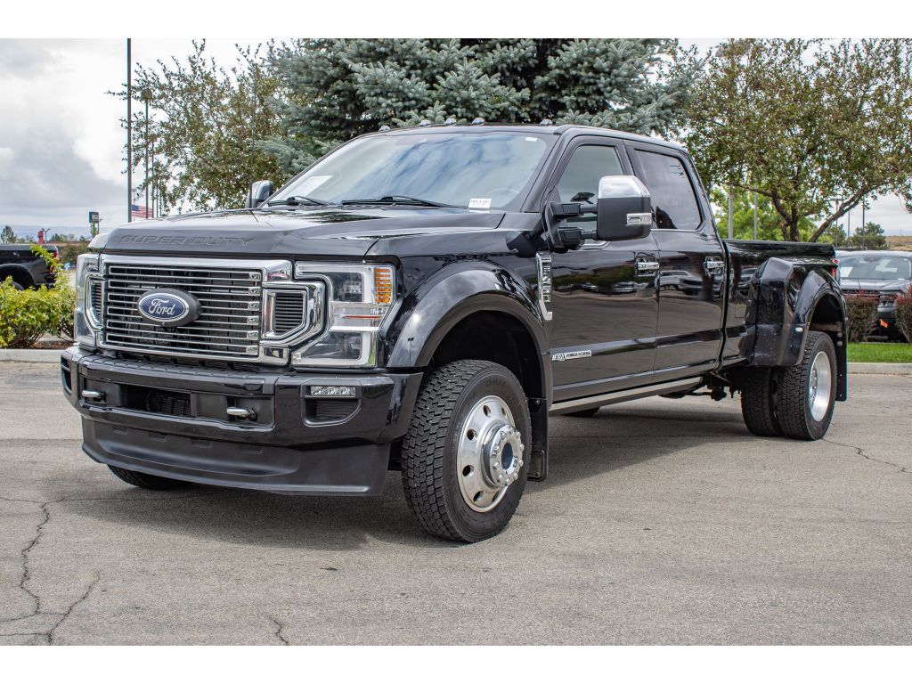 2022 Ford F-450 Platinum photo 4