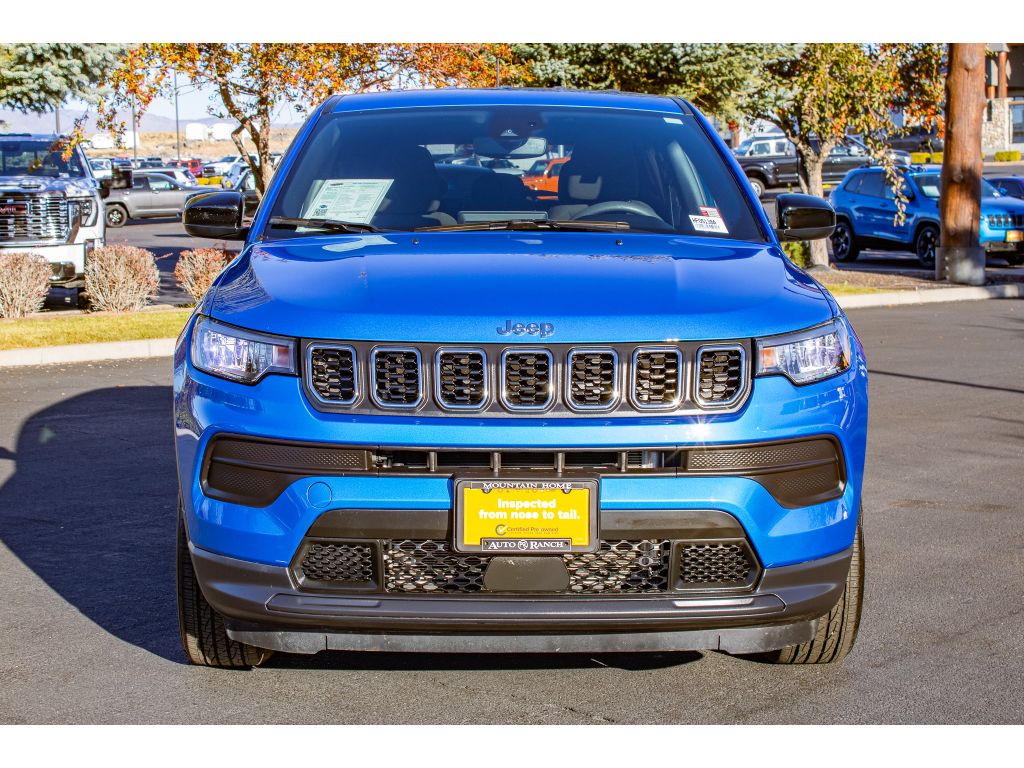 2024 Jeep Compass Sport photo 2
