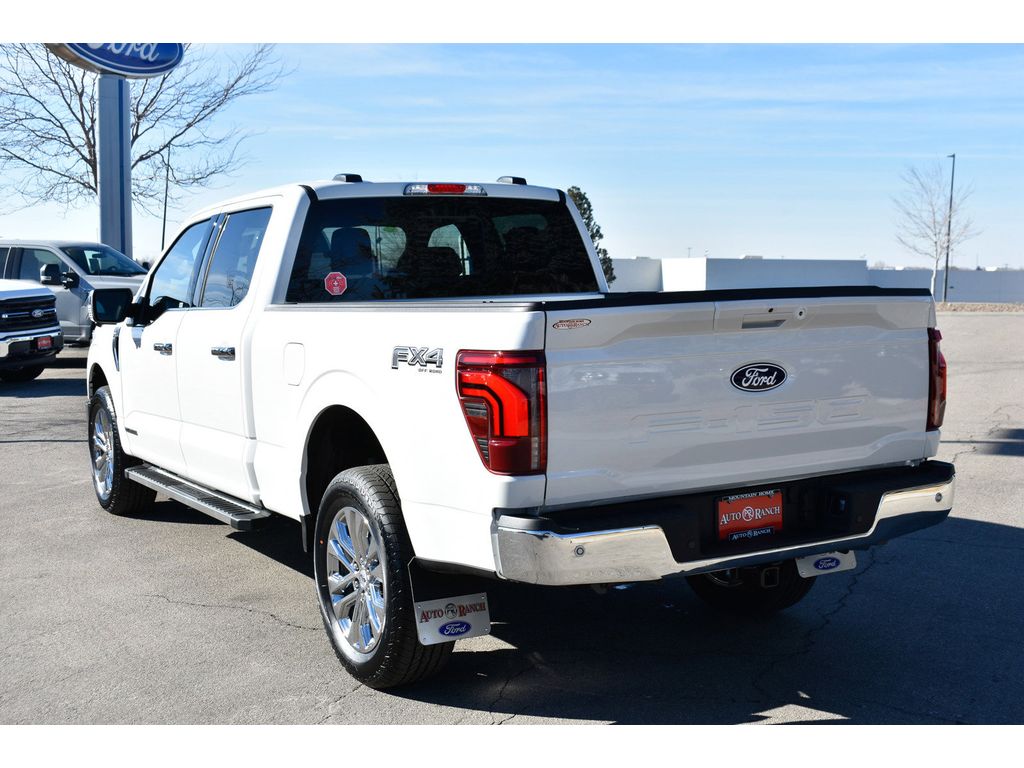 2025 Ford F-150 Lariat photo 4