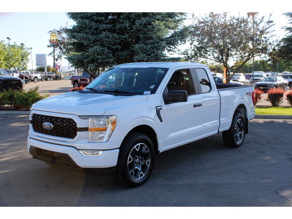 2021 Ford F-150 XL photo 2