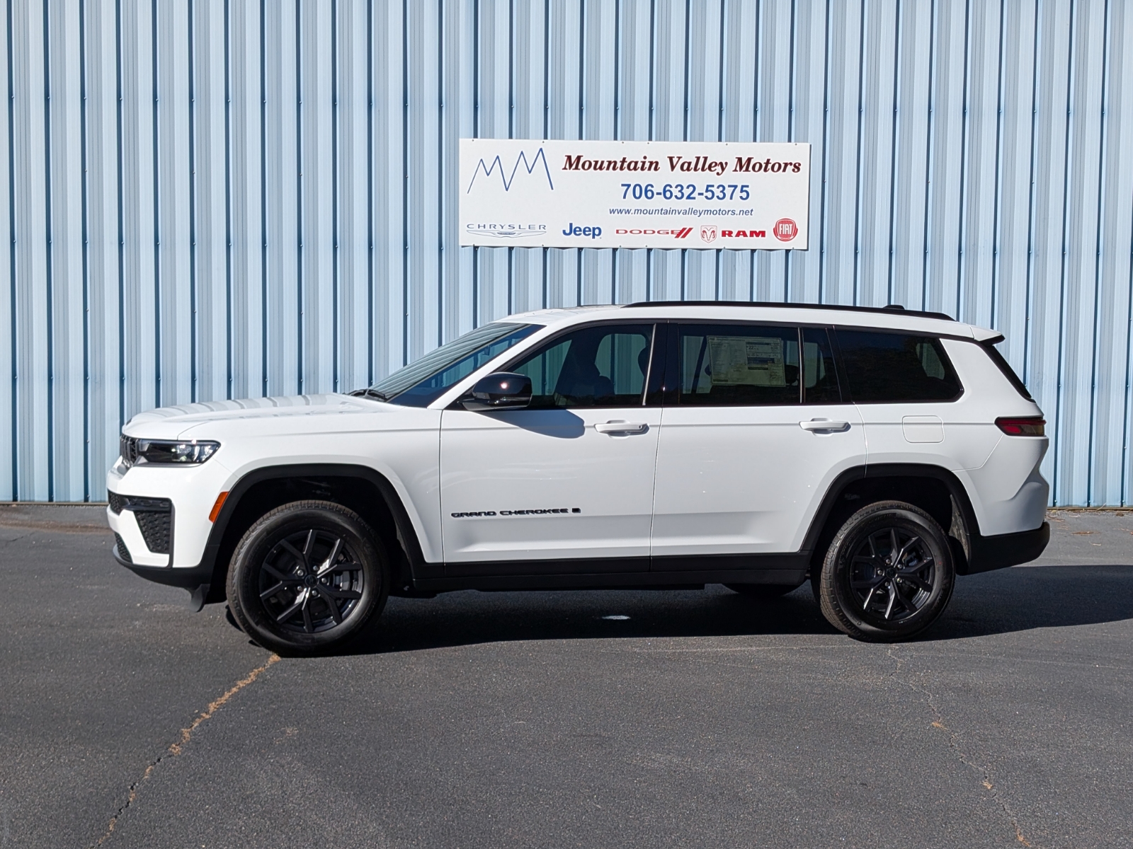  Jeep Grand Cherokee L 3 Row