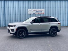 2025 Jeep Grand Cherokee ALTITUDE X 4X4 Sport Utility