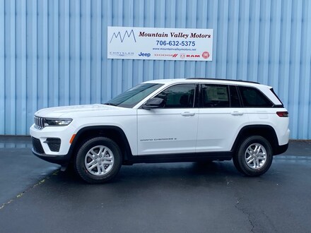 2024 Jeep Grand Cherokee Laredo SUV