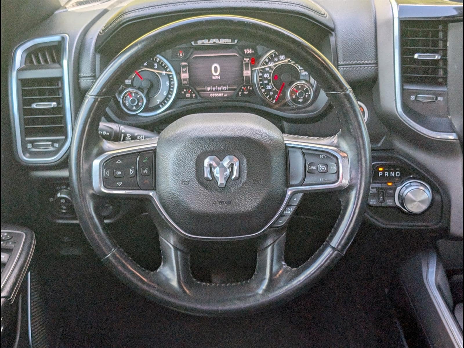 2022 RAM Ram 1500 Pickup Laramie - Photo 15