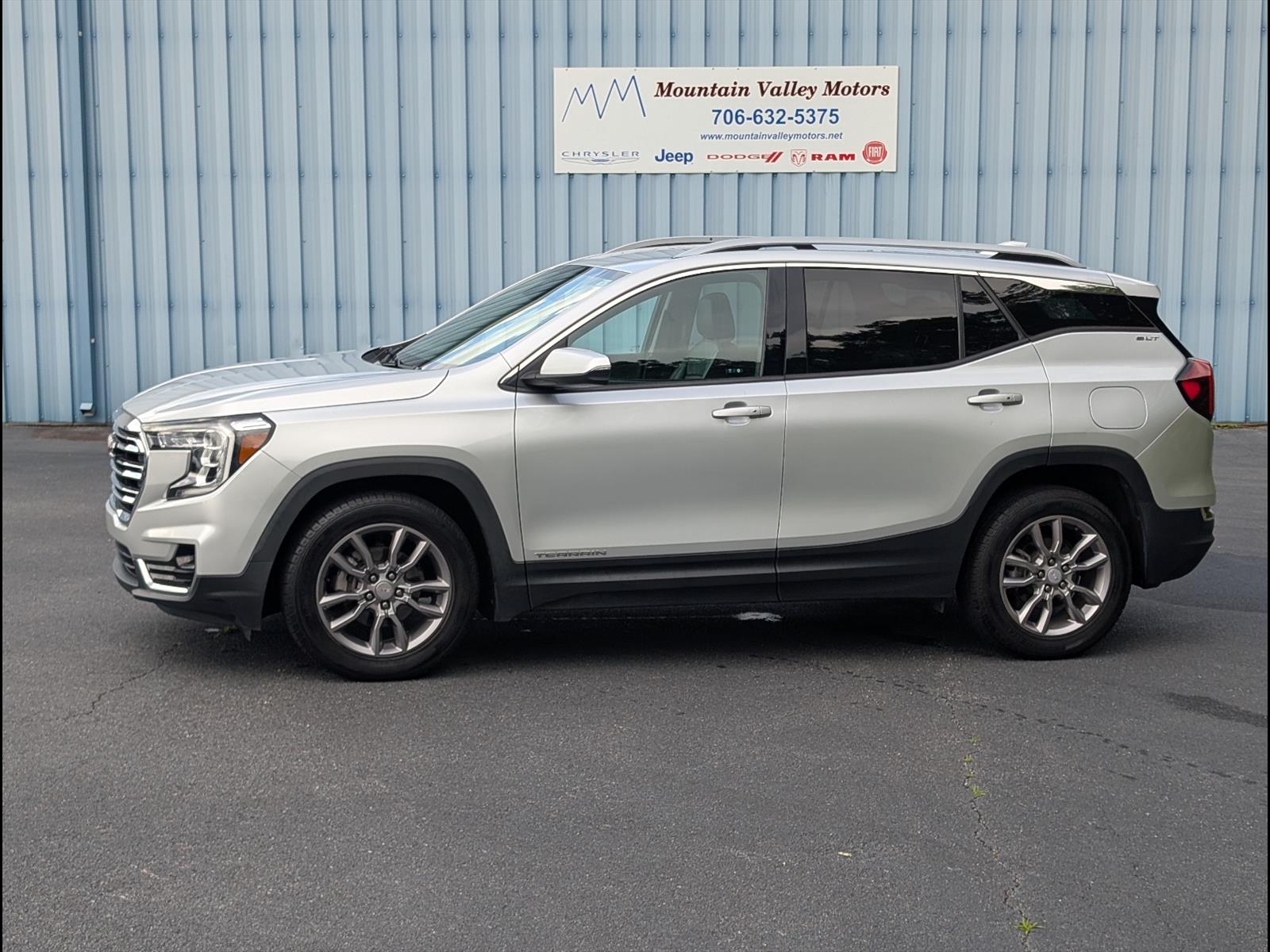 2022 GMC Terrain SLT FWD's photo