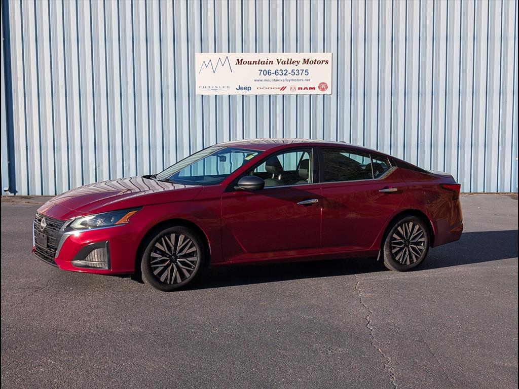 2024 Nissan Altima SV