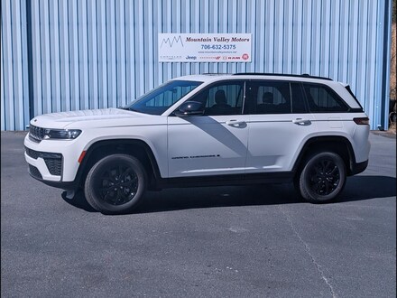 2026 Jeep Grand Cherokee Laredo SUV