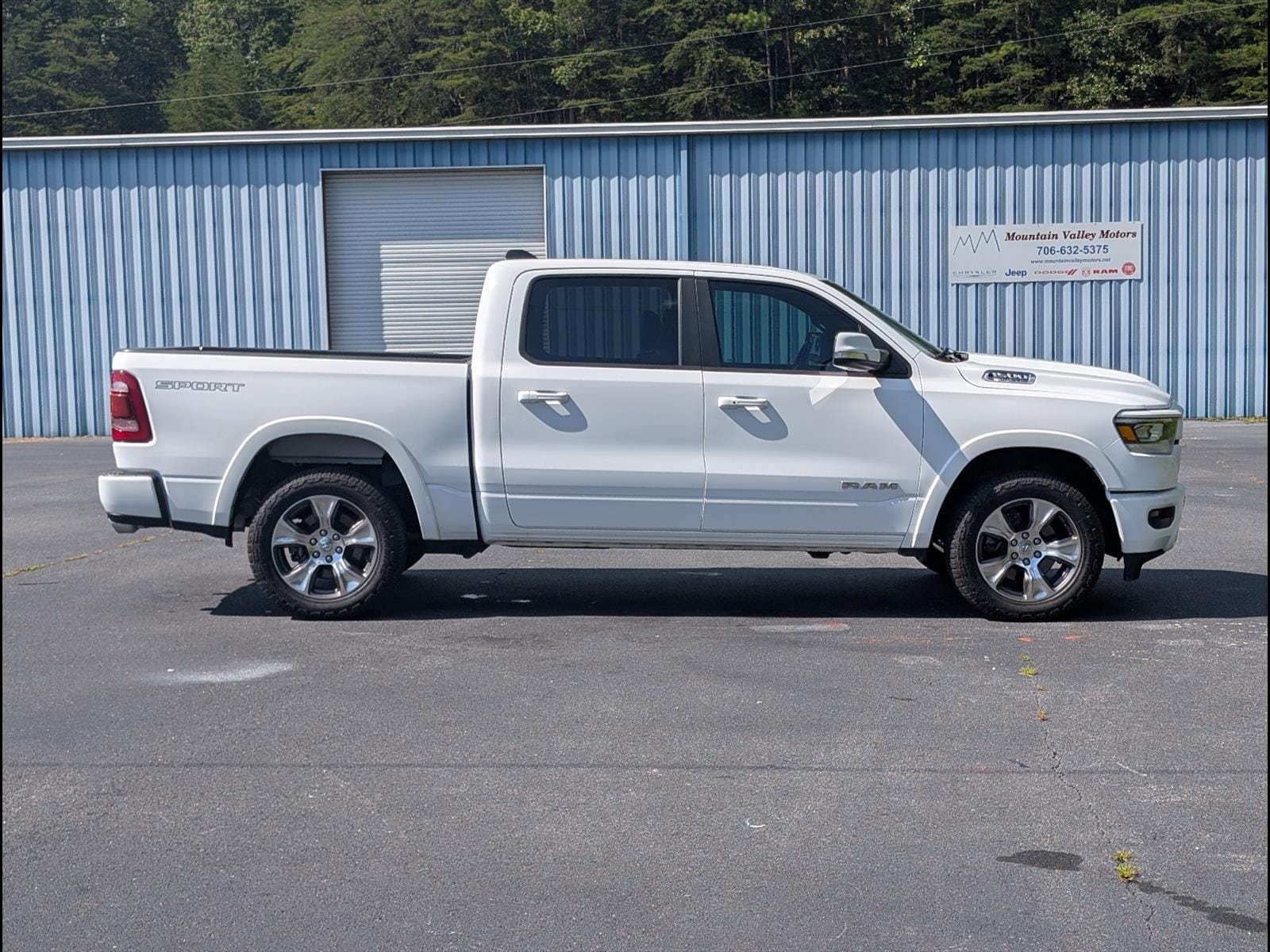 2022 RAM Ram 1500 Pickup Laramie - Photo 10