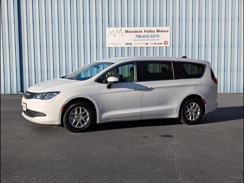 2023 Chrysler Voyager LX Van Passenger's photo