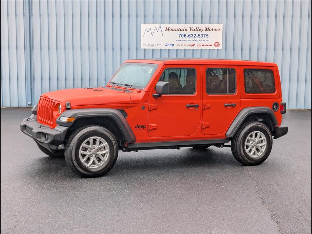 2023 Jeep Wrangler 4-Door Sport S's photo