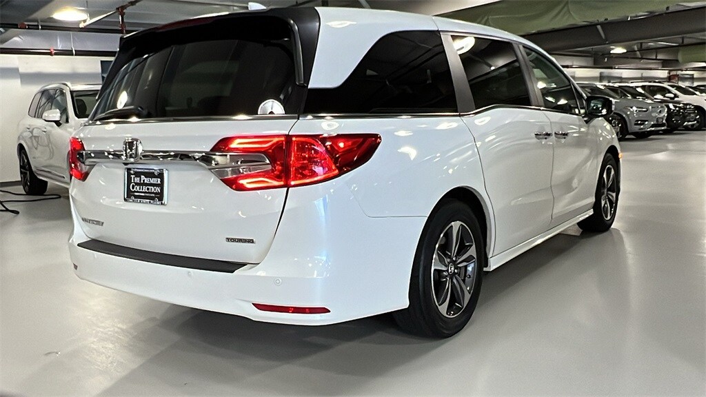 Used 2020 Honda Odyssey Touring with VIN 5FNRL6H86LB042481 for sale in Elmsford, NY