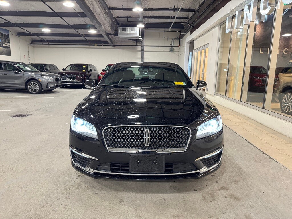 2019 Lincoln MKZ Reserve photo 2