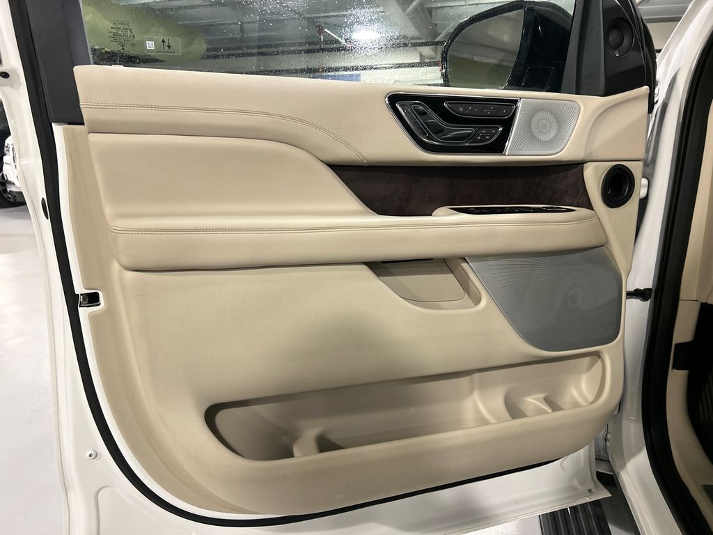 2021 Lincoln Navigator Reserve - Photo 9