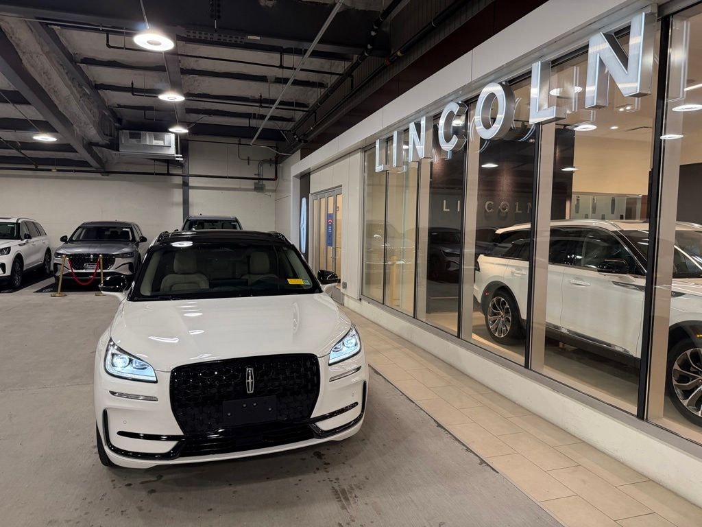 Certified 2025 Lincoln Corsair Plug-In Hybrid Grand Touring SUV