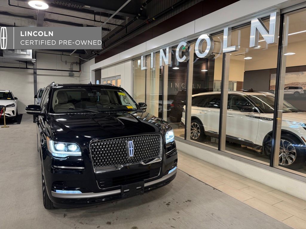 2023 Lincoln Navigator Reserve L 4WD's photo