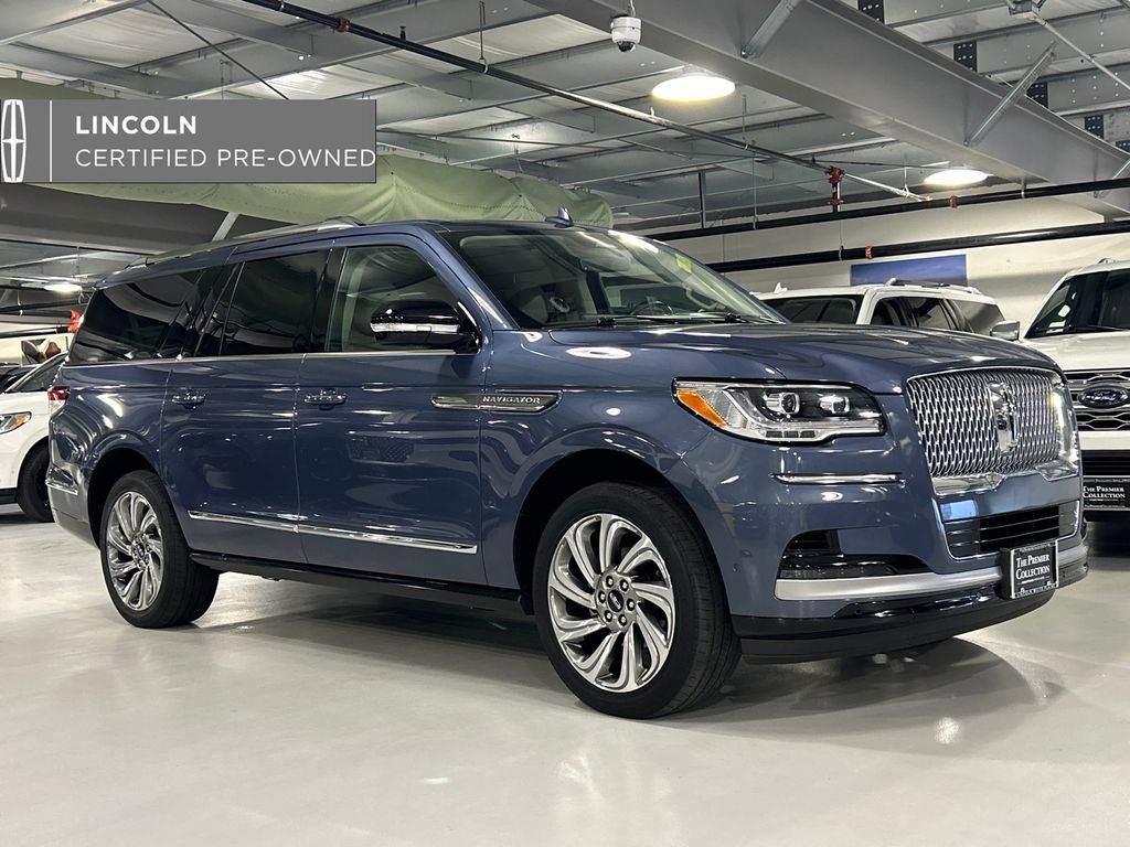 2023 Lincoln Navigator Reserve L 4WD's photo