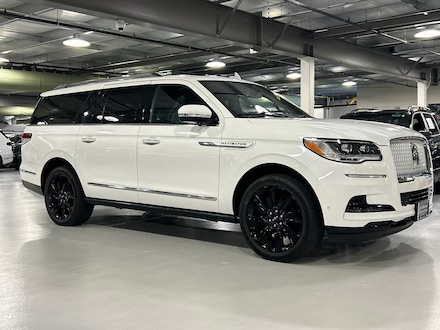 2023 Lincoln Navigator L Reserve SUV