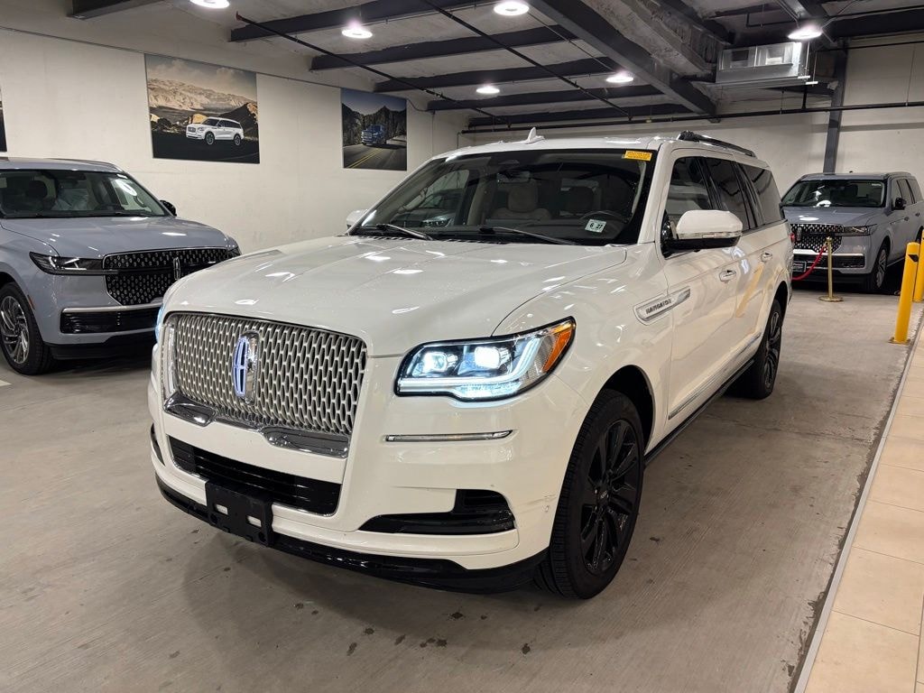 Used 2022 Lincoln Navigator L Reserve SUV