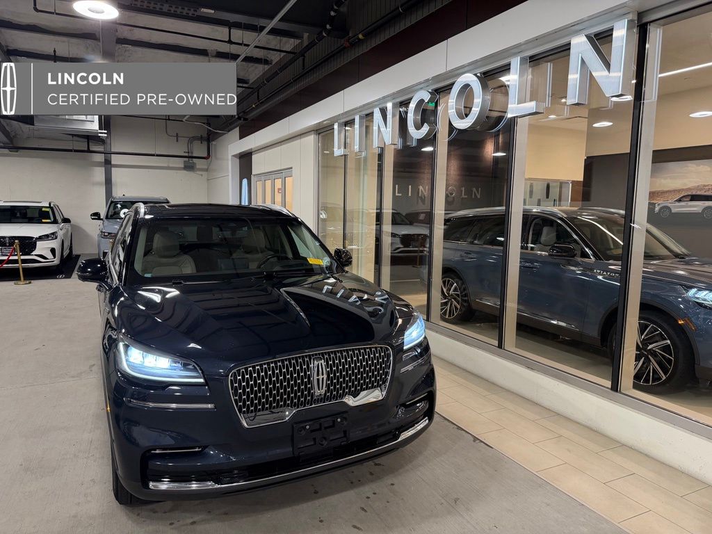2023 Lincoln Aviator Reserve AWD's photo